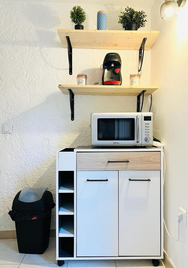 Studio En Duplex La Roquebrussanne Extérieur photo